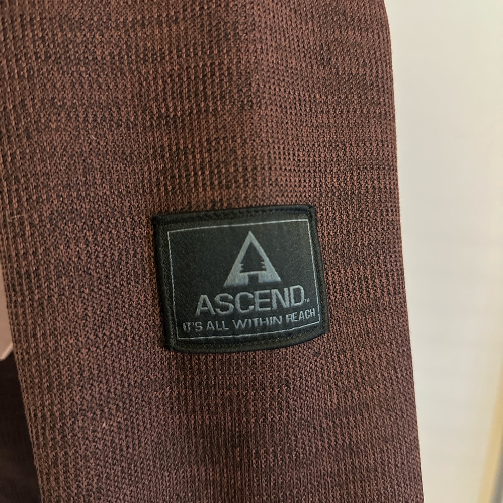 Ascend Women's Jacket in Brown and Pink size XS - Picture 3 of 7